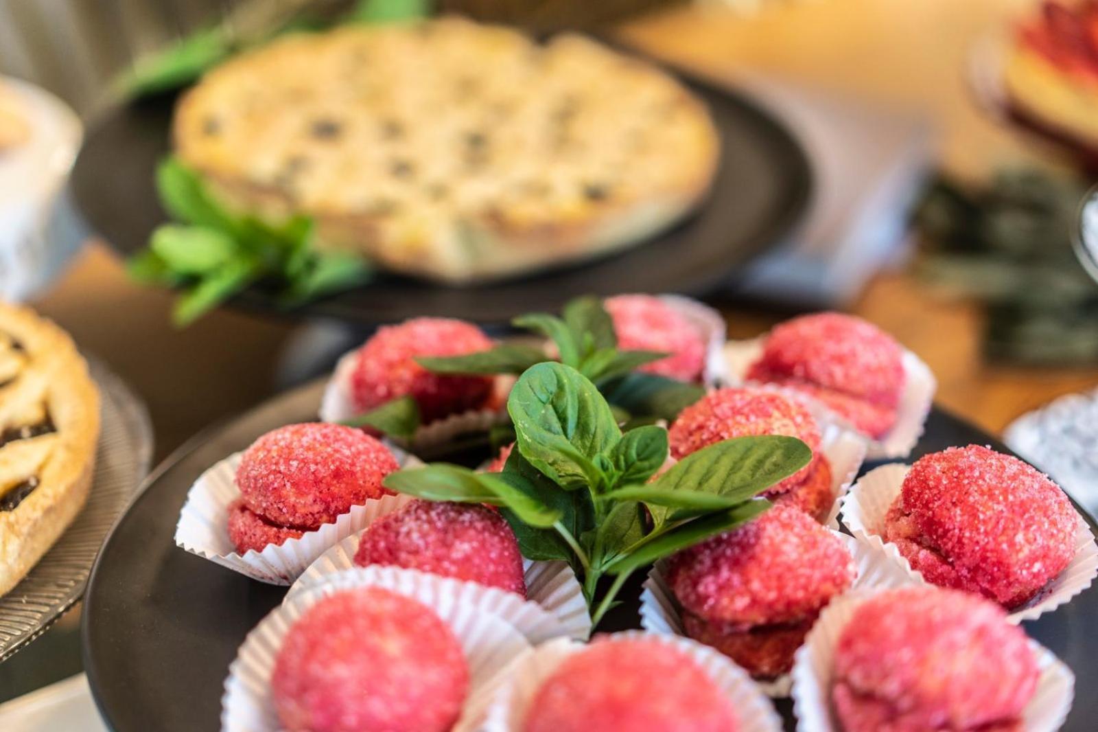 Hotel Aplo - Breakfast Experience Cervia Exterior photo